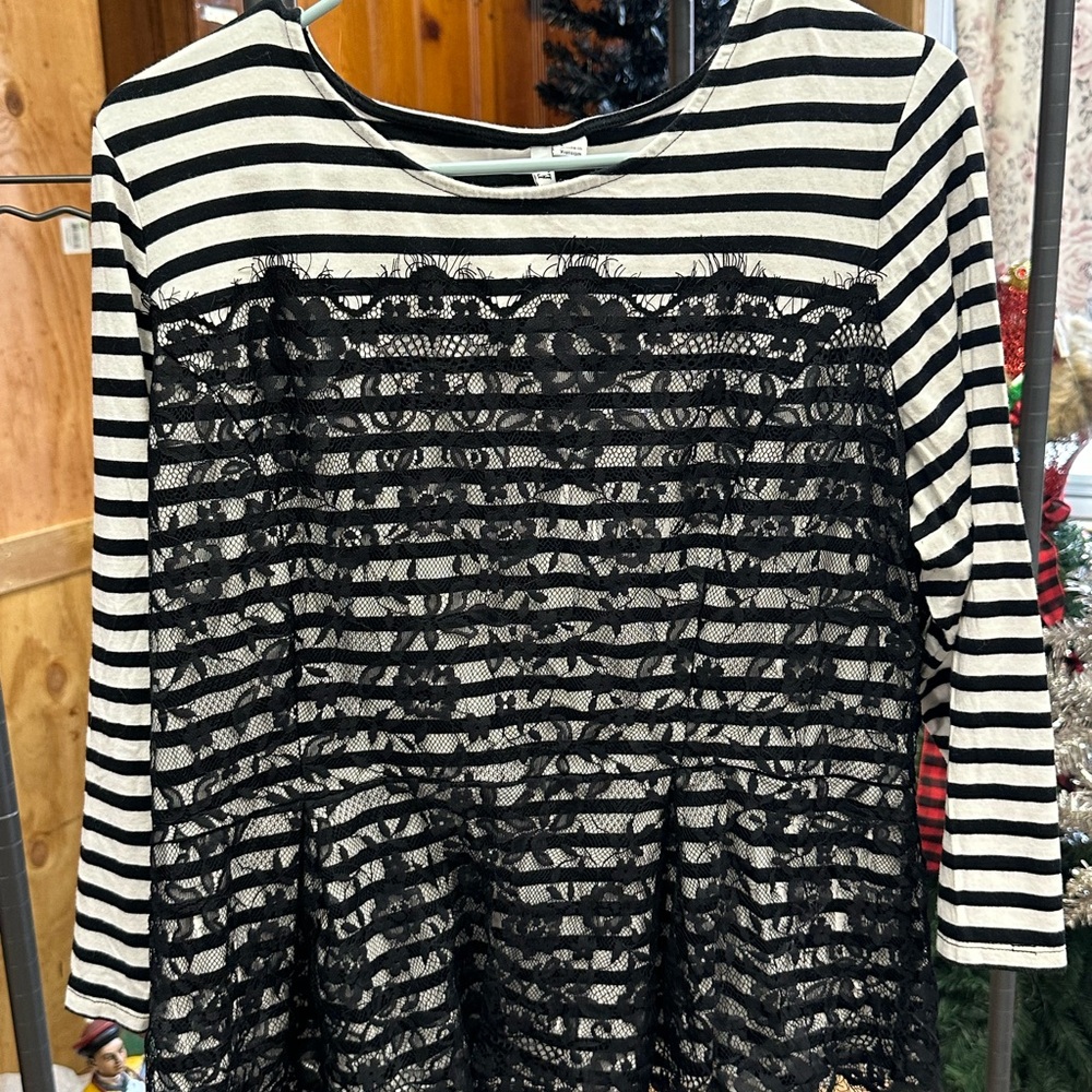 Elle Black and White Striped Lace Blouse